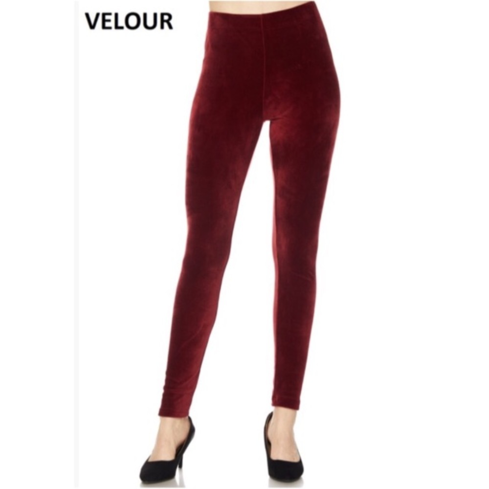 🚨LAST 1! Super Soft Velour Leggings